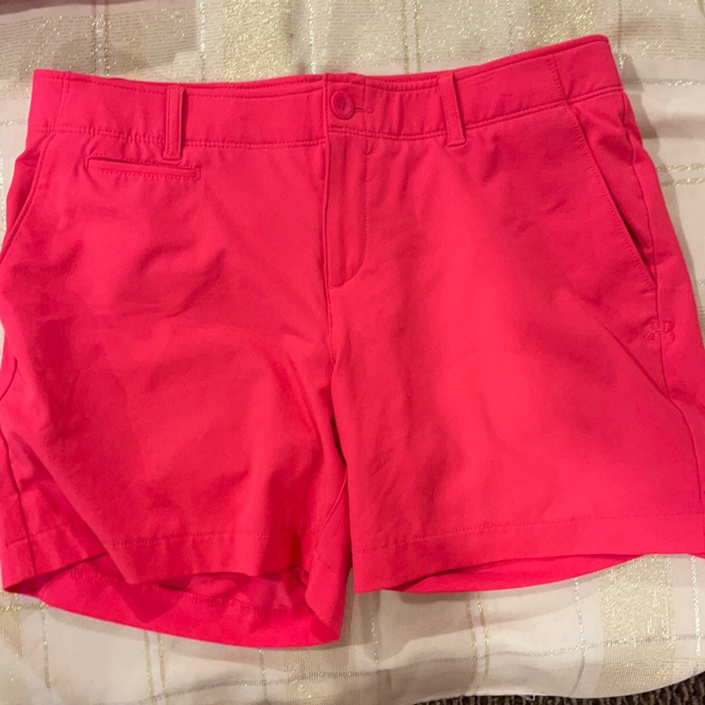 UA golf shorts- Heat Gear